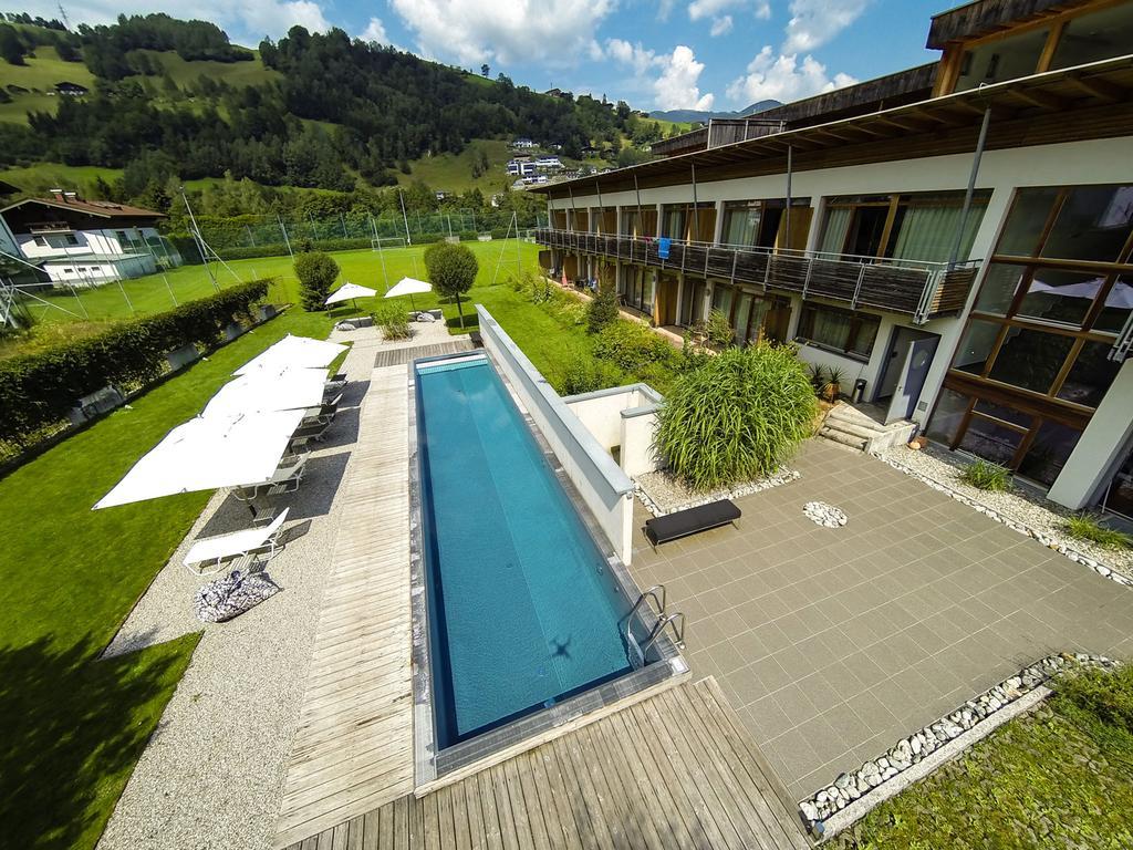 ACTIVE by Leitner's Hotell Kaprun Eksteriør bilde